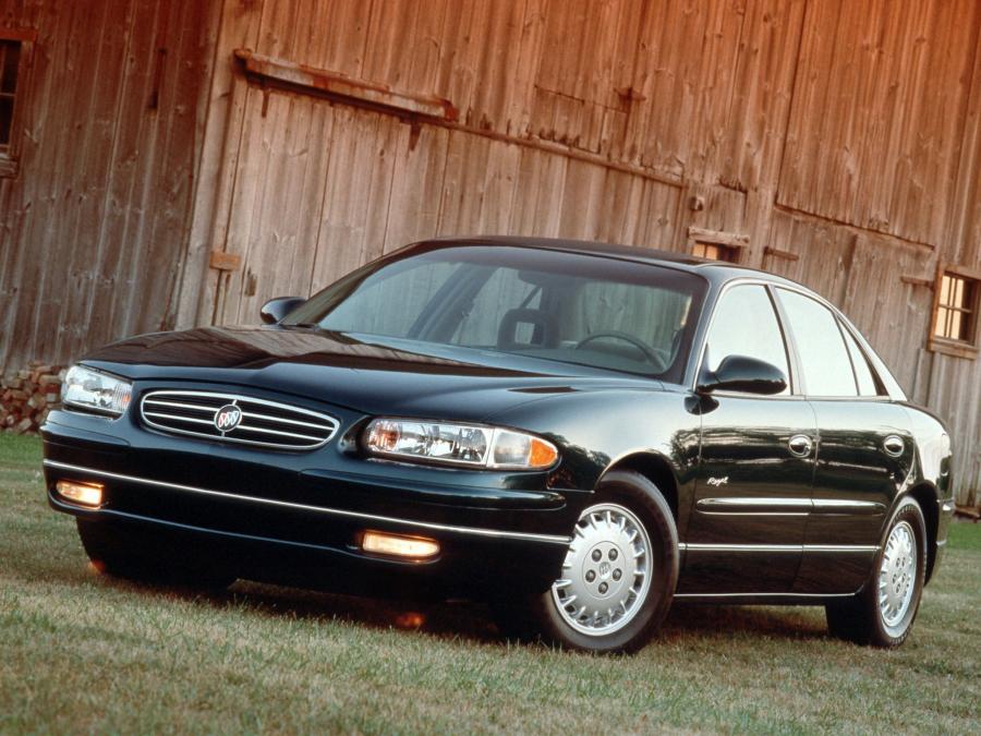  Buick Regal 1997 года  (фото 2 из 15)